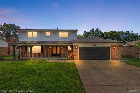 19128 Cheyenne Street Clinton Charter Township MI 48036