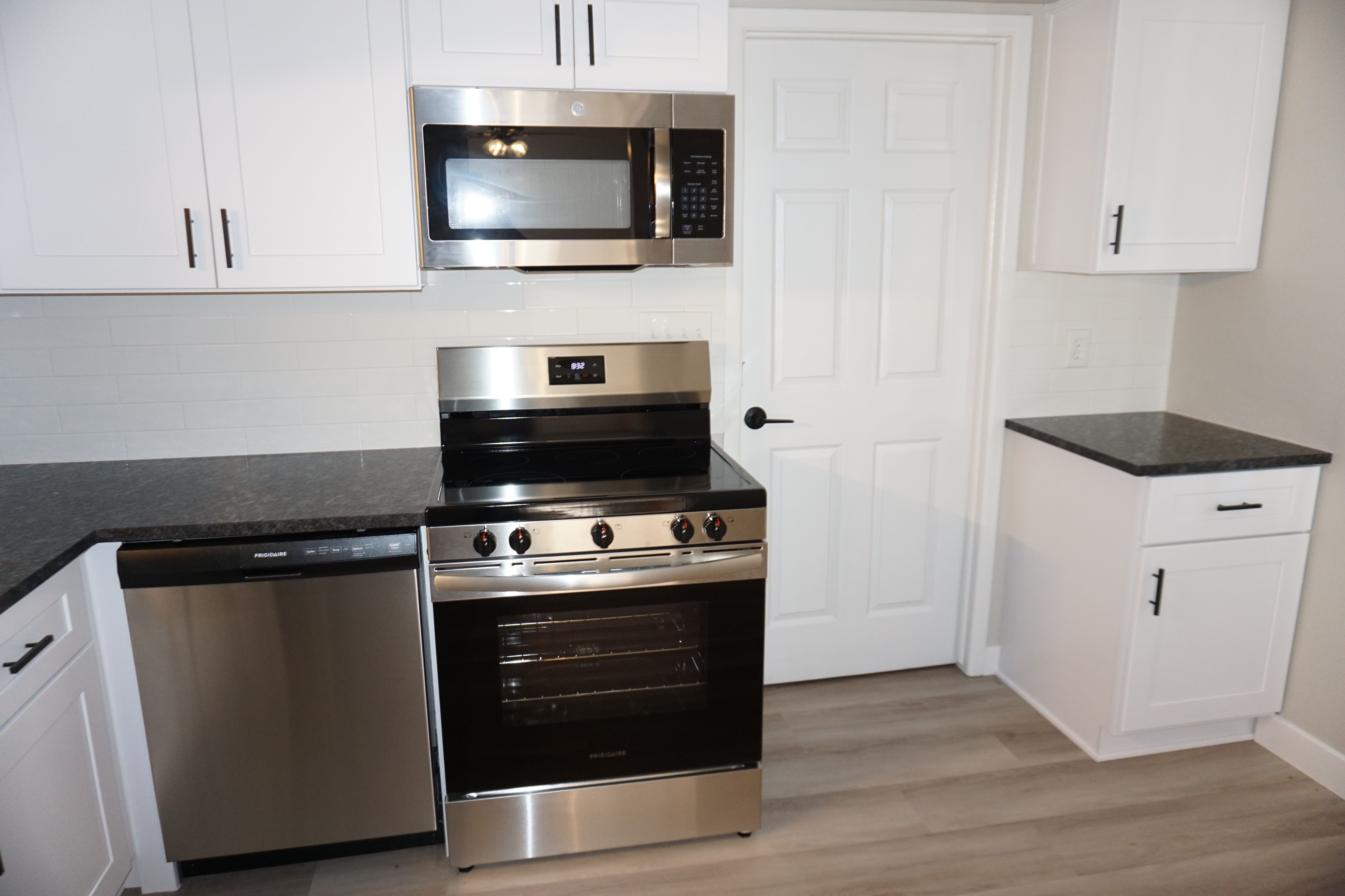 Romeo Village Macomb, Michigan 48065, United States, 2 Bedrooms Bedrooms, ,1 BathroomBathrooms,Residential,Active,114914
