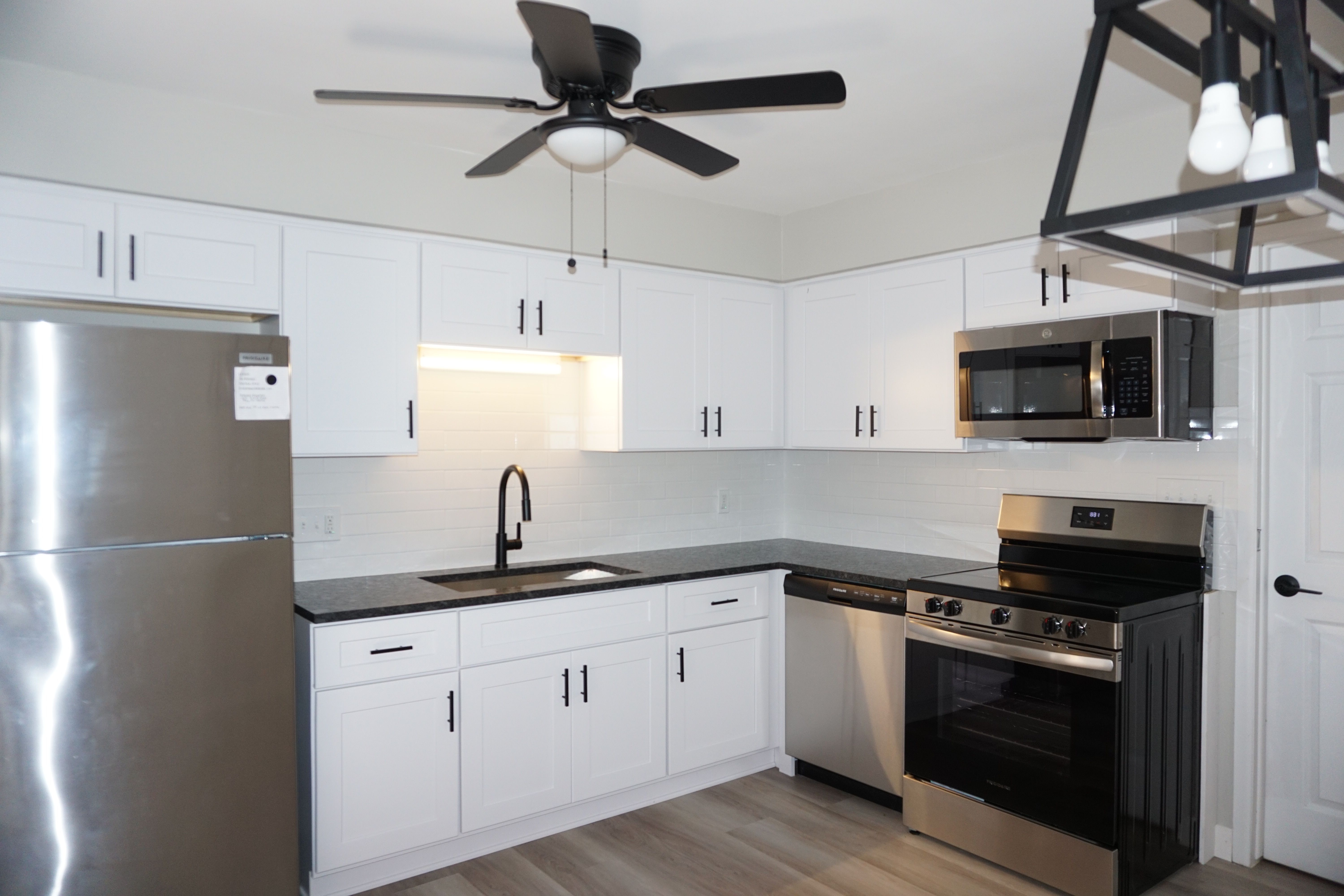 Romeo Village Macomb, Michigan 48065, United States, 2 Bedrooms Bedrooms, ,1 BathroomBathrooms,Residential,Active,114914