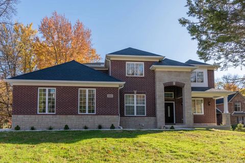 21504 RANDALL Street Farmington Hills City MI 48336