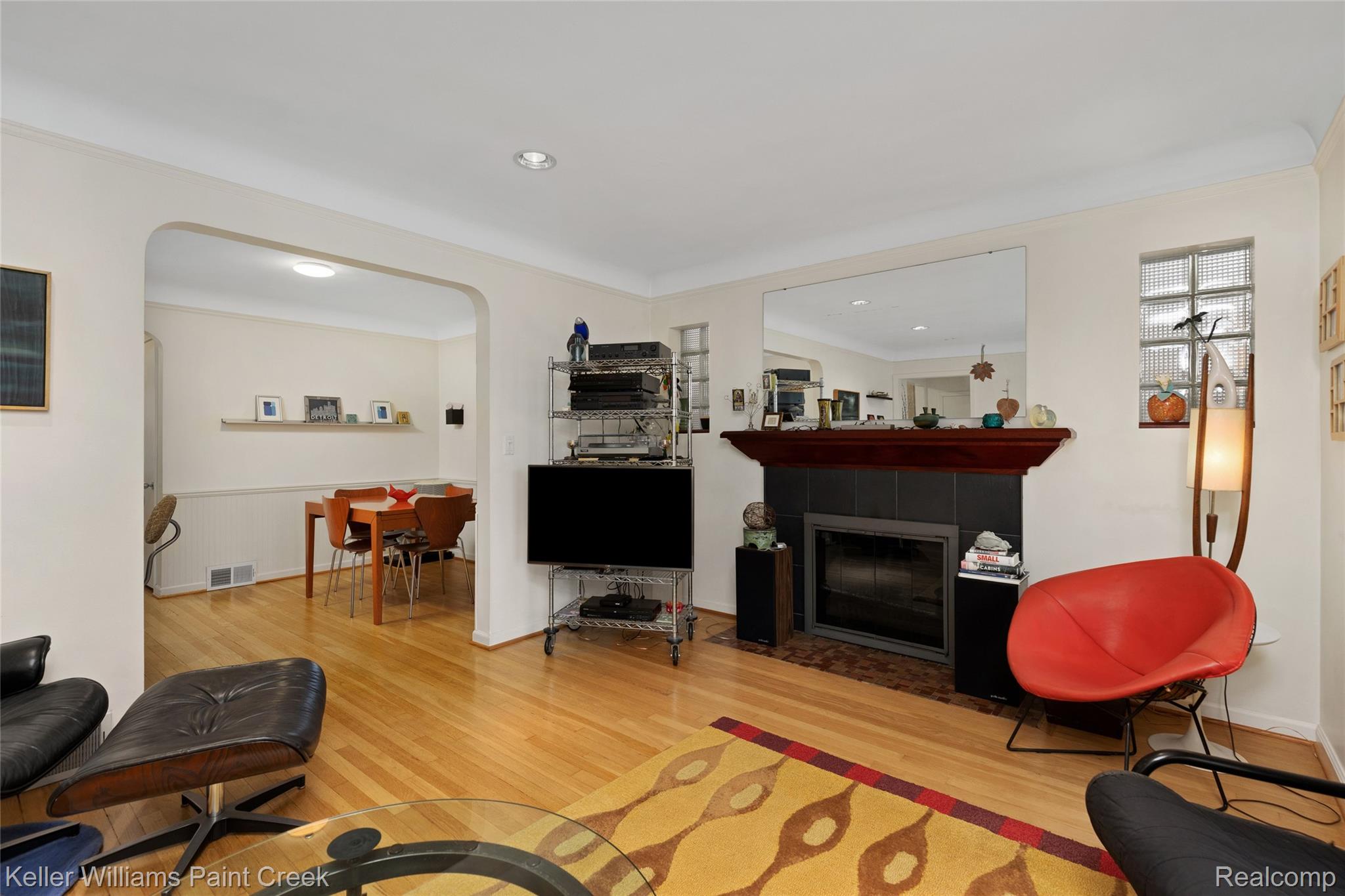 719 N Melborn Street