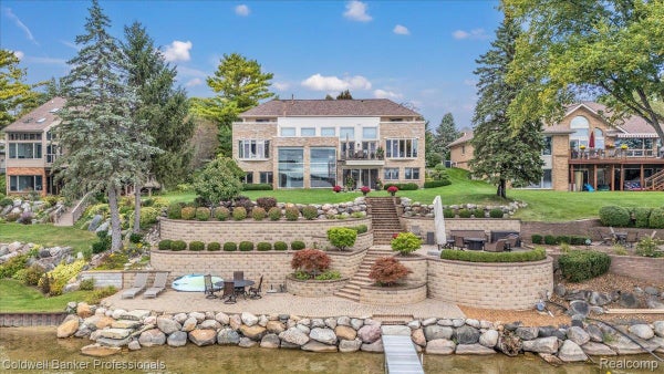 2355 CEDAR KEY DR, LAKE ORION, MI 48360 - Image 4506b4d85f35080b69740a2aee2bb7db/329454333