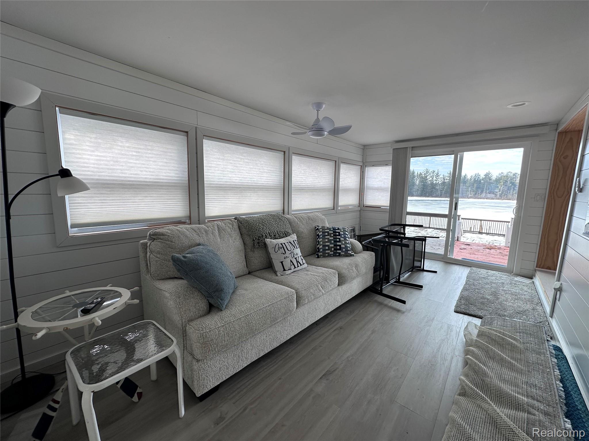 2221 Grass Lake Avenue 30