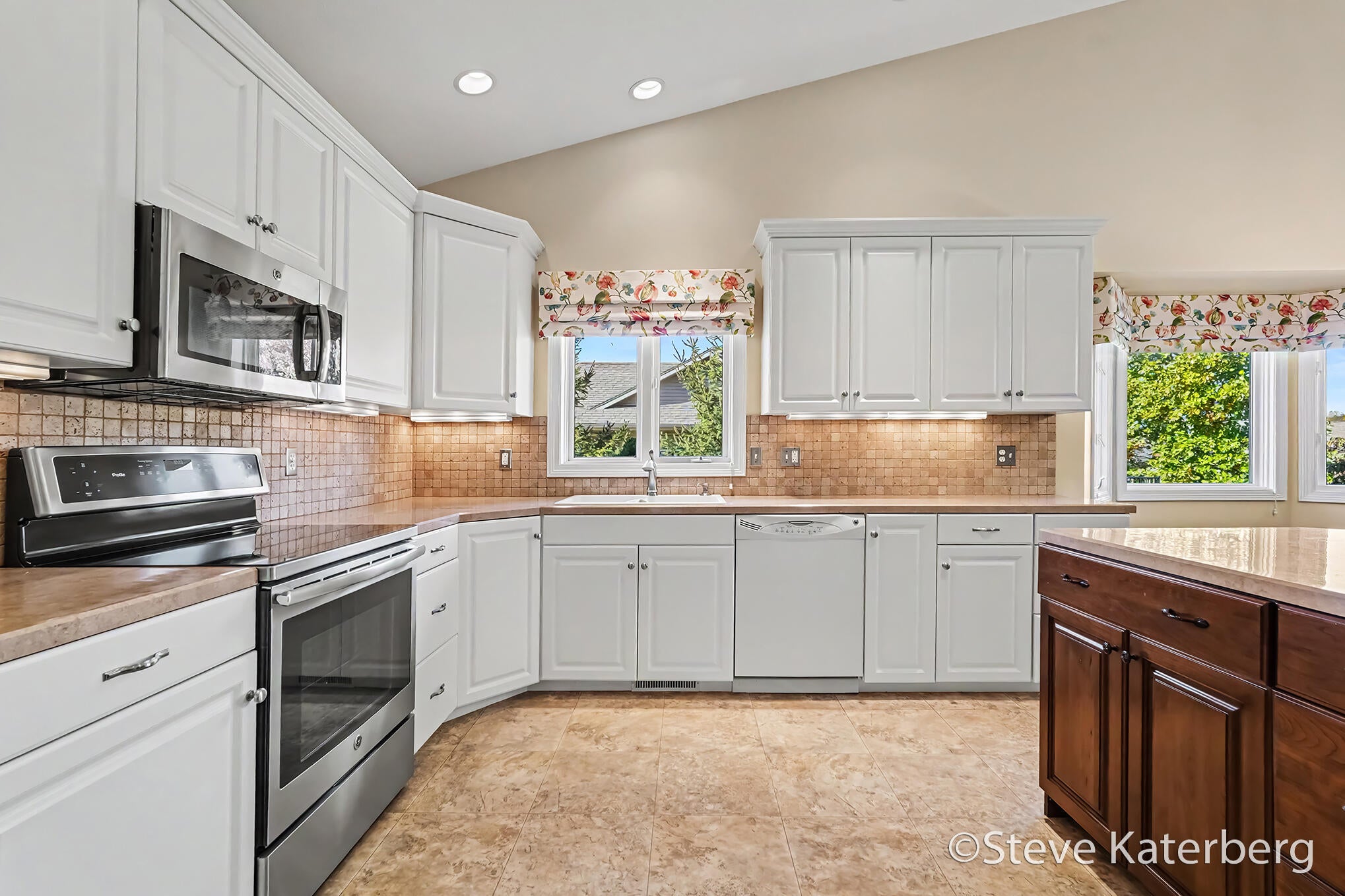 1947 Morning Dew Drive SW