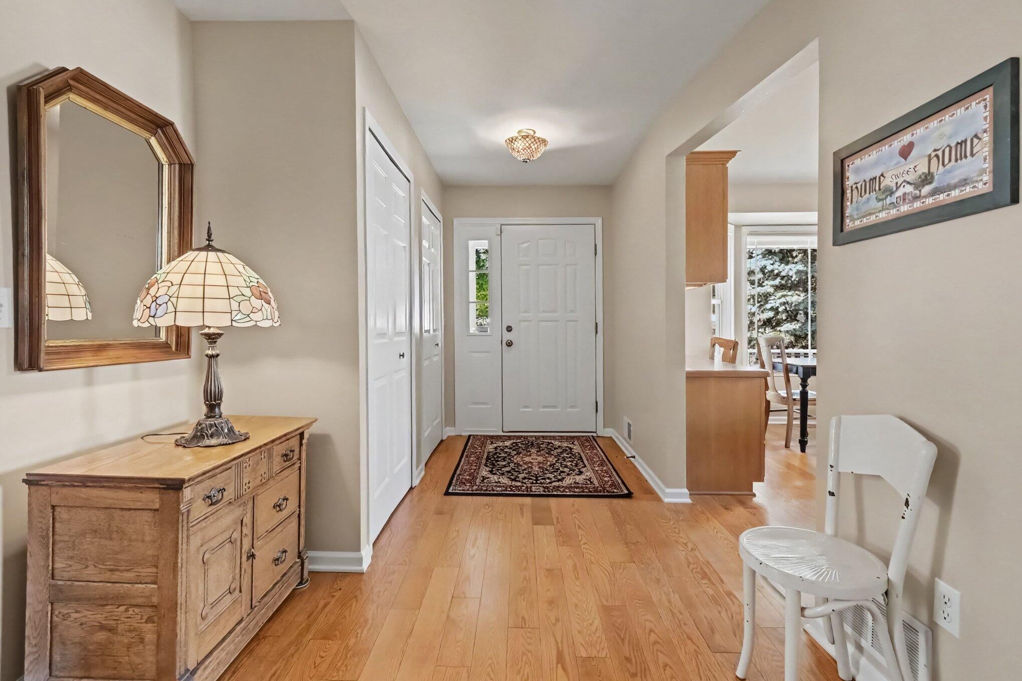 7233 Maplecrest Circle