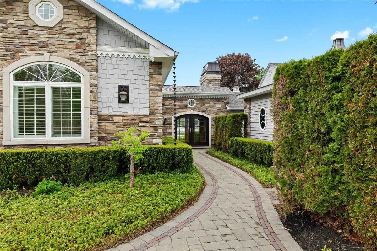 3767 CARRIE Lane