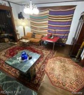 3901-3903 Bewick Street