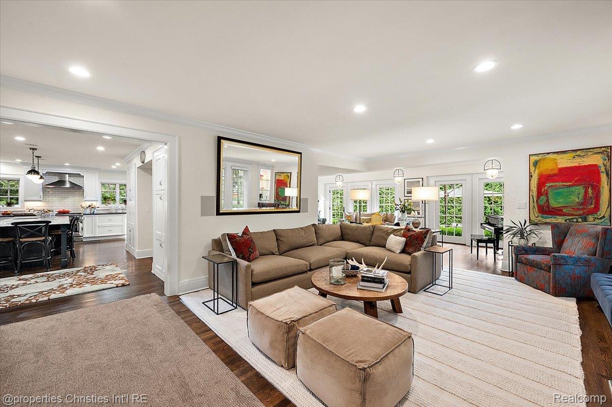 528 Covington Road