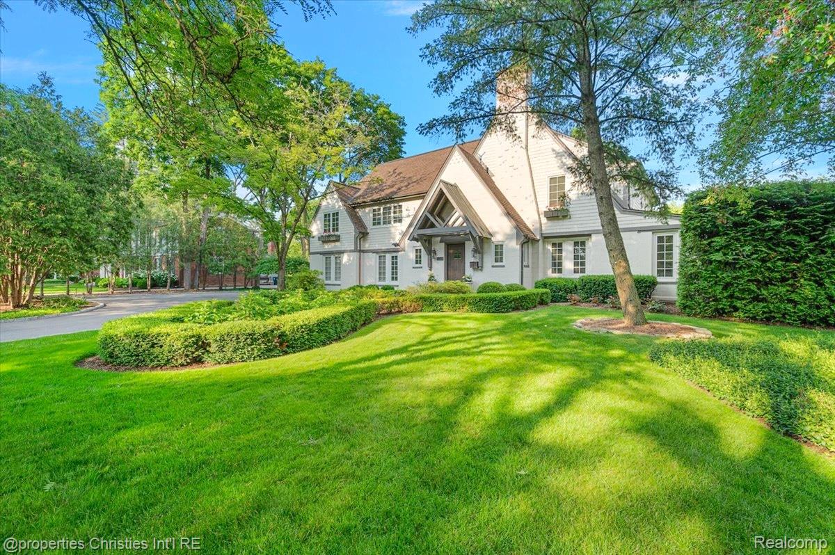 528 Covington Road
