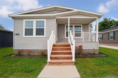 6464 Prince Fenton City MI 48430