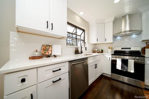 Tiny photo for 2729 Powderhorn Ridge Road, Rochester Hills City, MI 48309 (MLS # 20261016135)