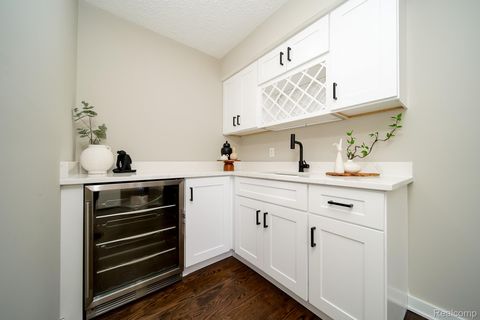 Tiny photo for 2729 Powderhorn Ridge Road, Rochester Hills City, MI 48309 (MLS # 20261016135)