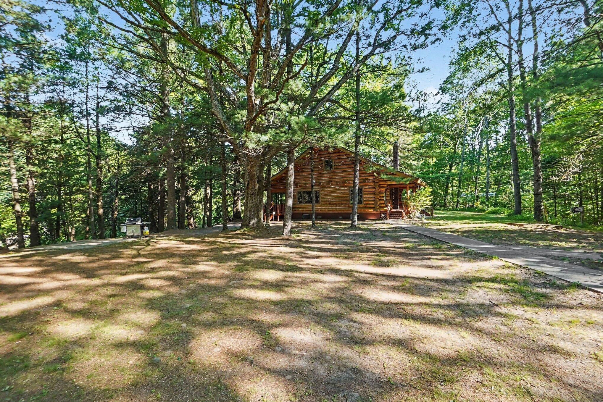 1091 N River Trail