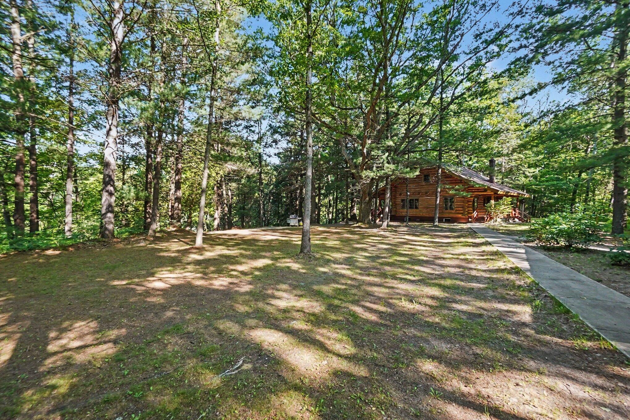 1091 N River Trail