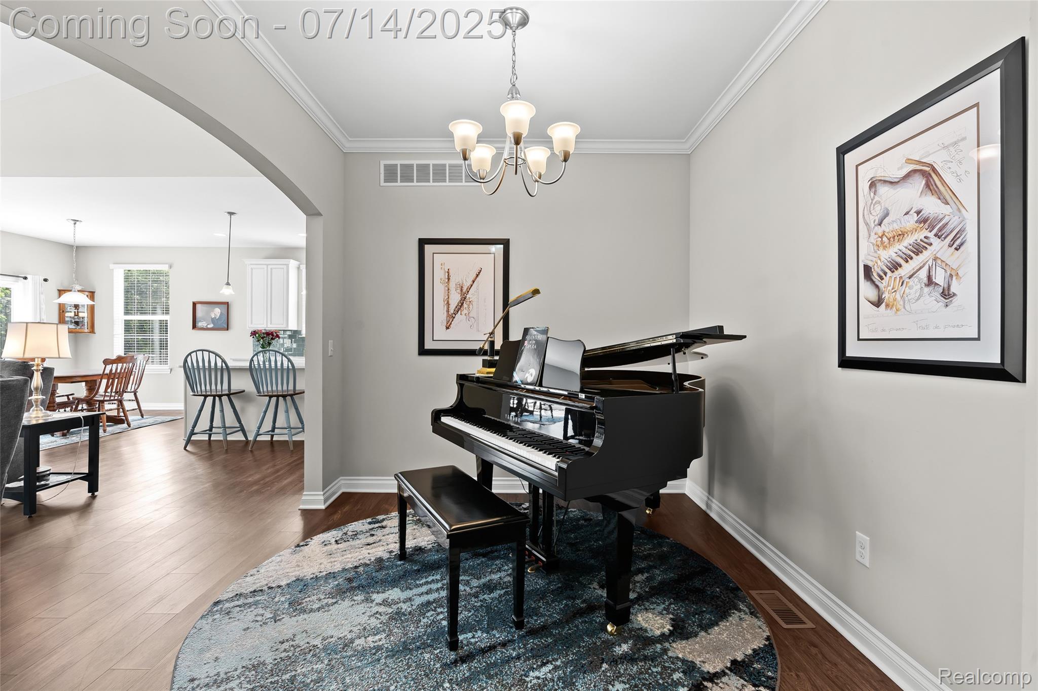 2488 Walnut View Drive