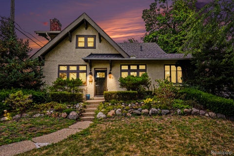 Photo for 1 Kensington Boulevard