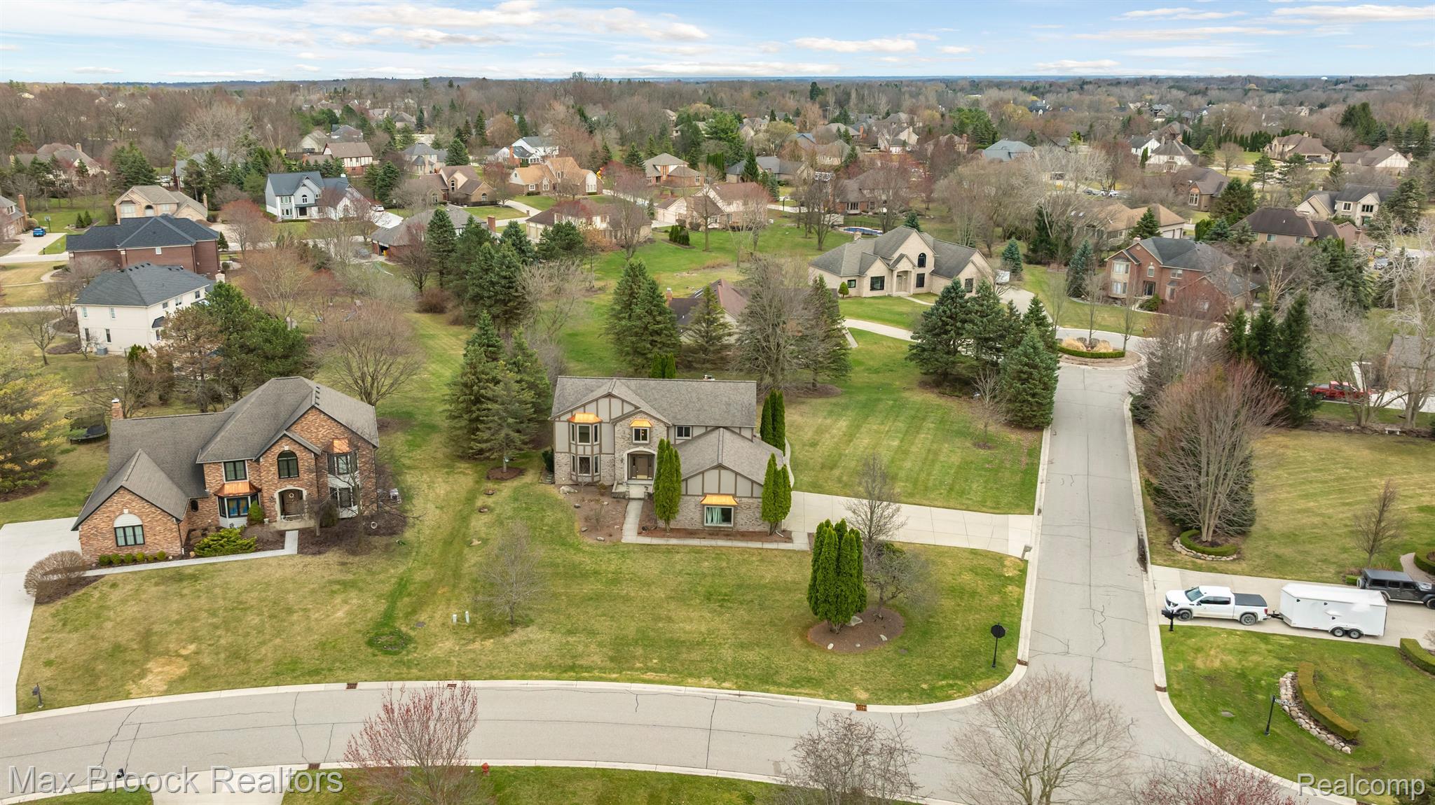 4070 GREENBRIAR Court
