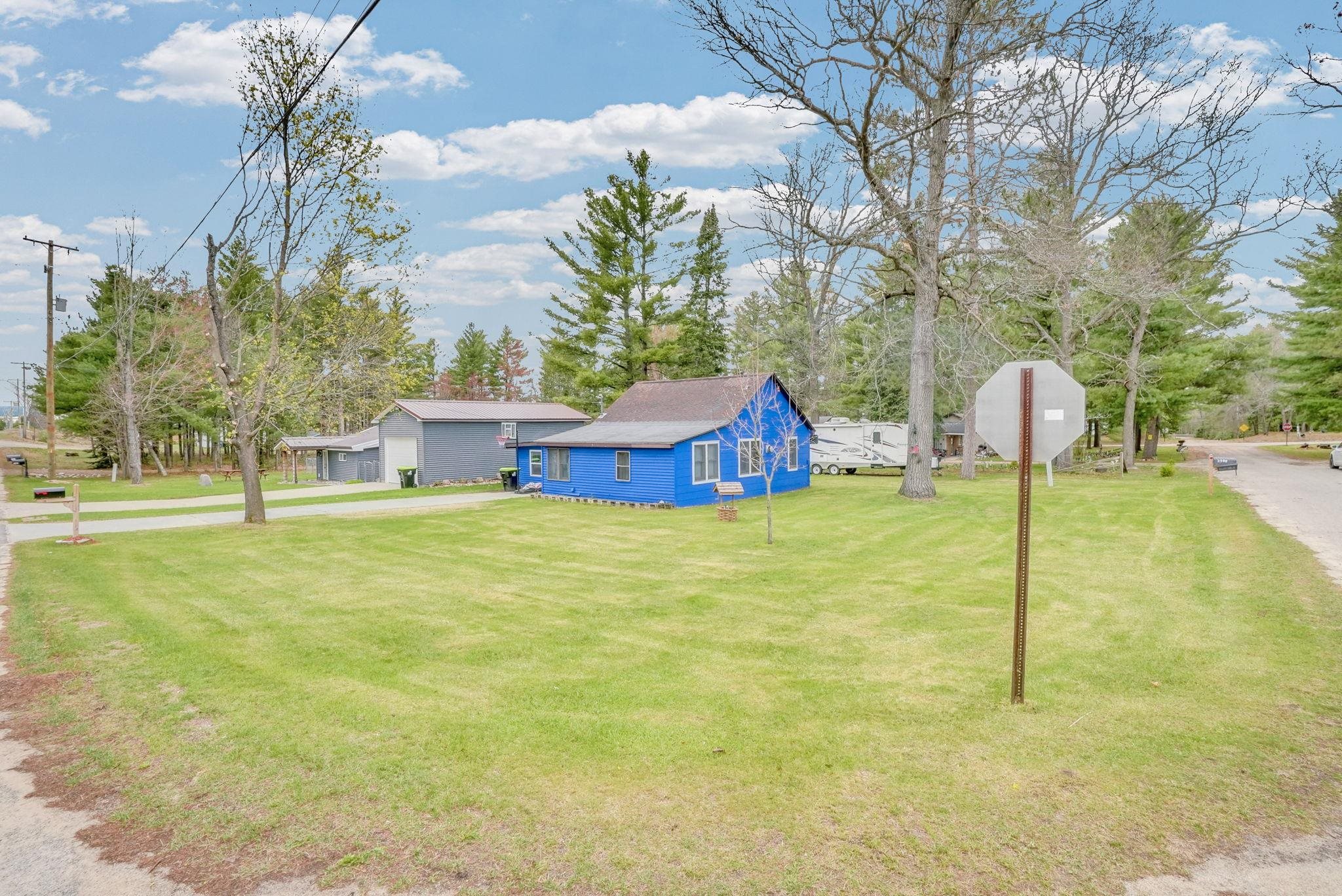 10215 E Madison Road