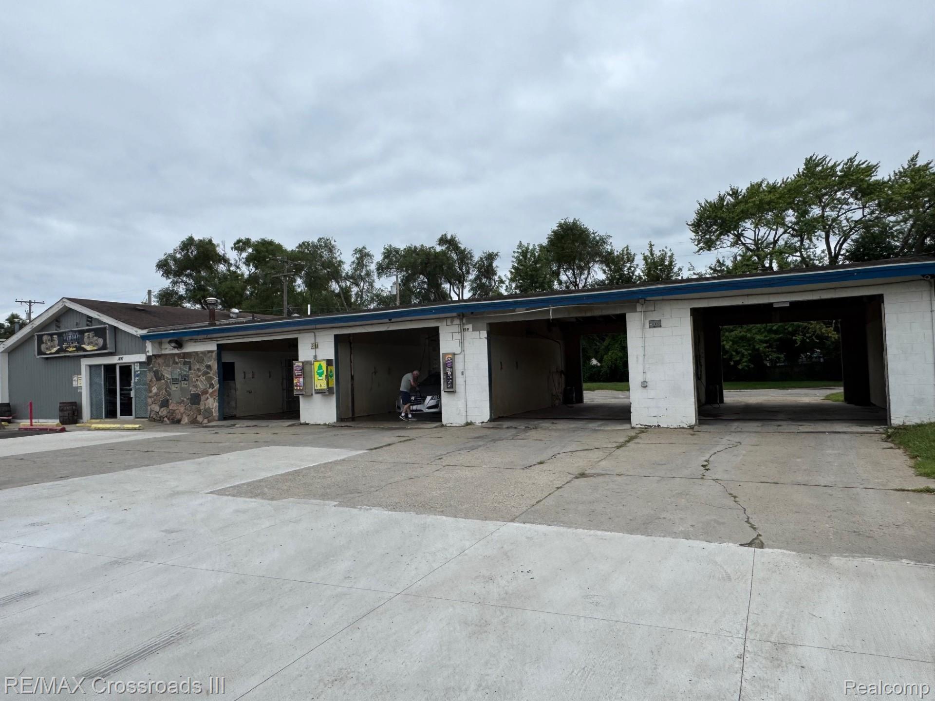 1497 Ecorse Road