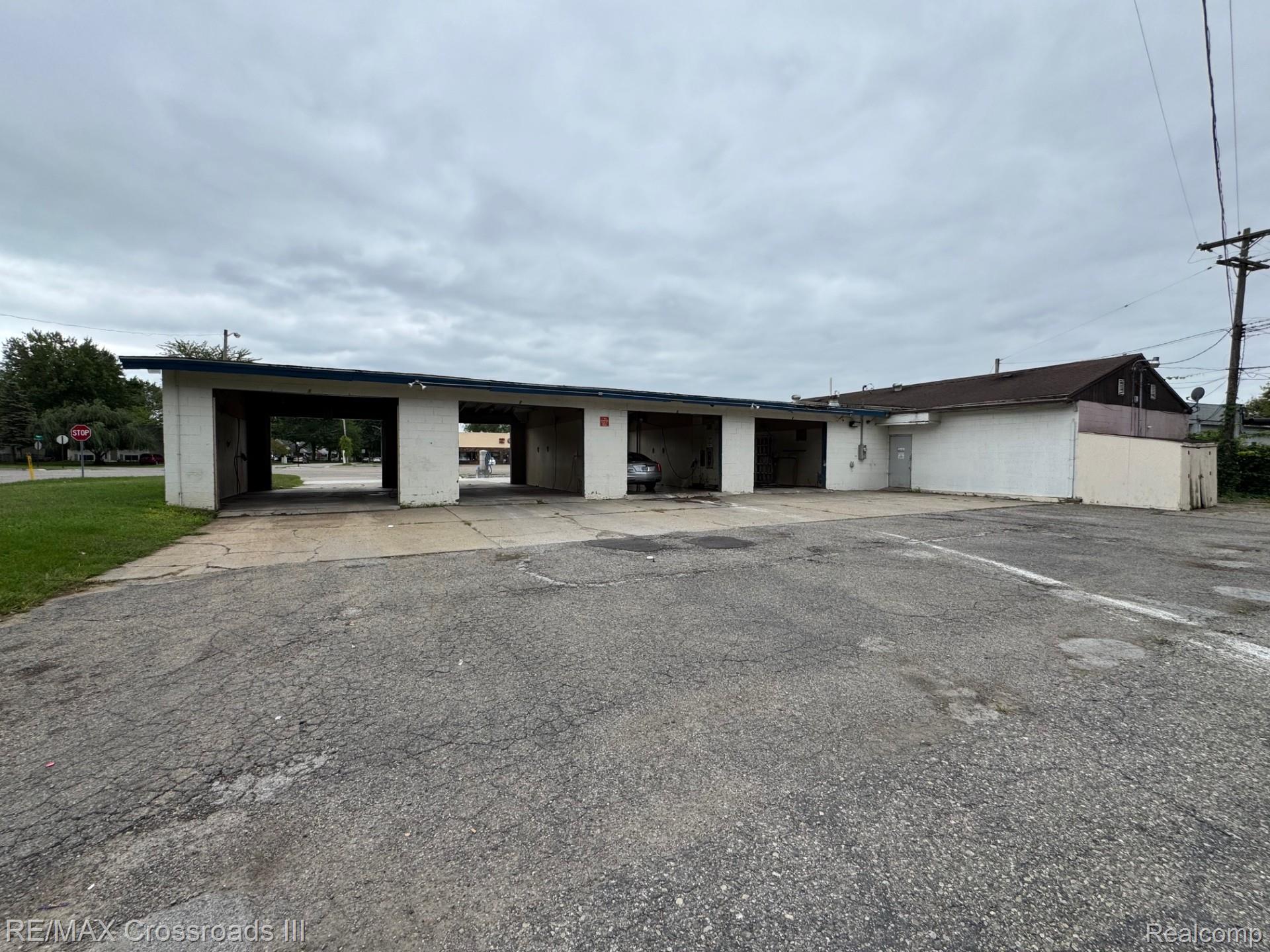 1497 Ecorse Road