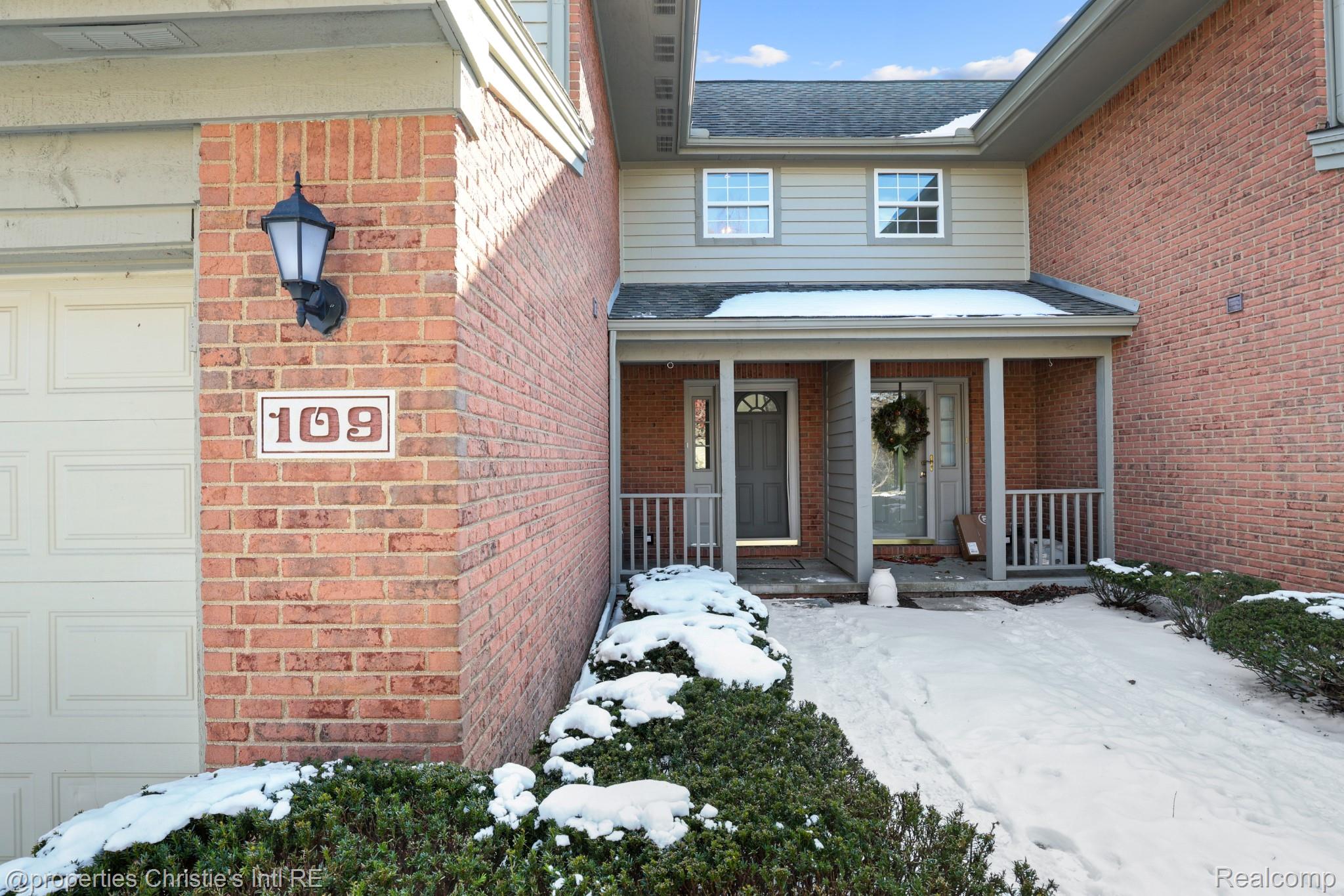 109 Village Place Drive 9