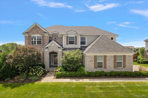 Photo of 50723 Auburndale Court, Canton Charter Township, MI 48187 (MLS # 20251038256)