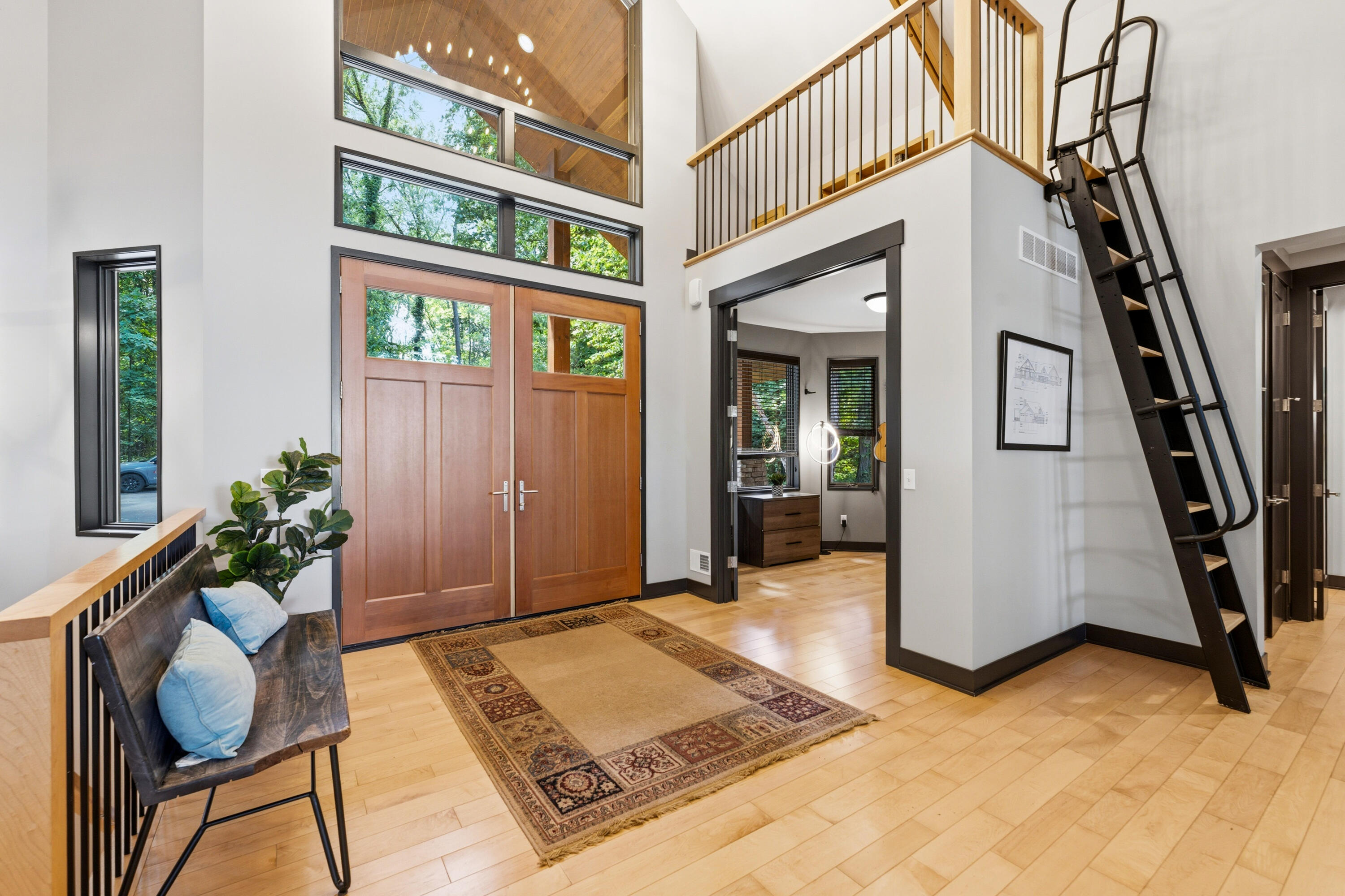 14295 Peninsula Drive