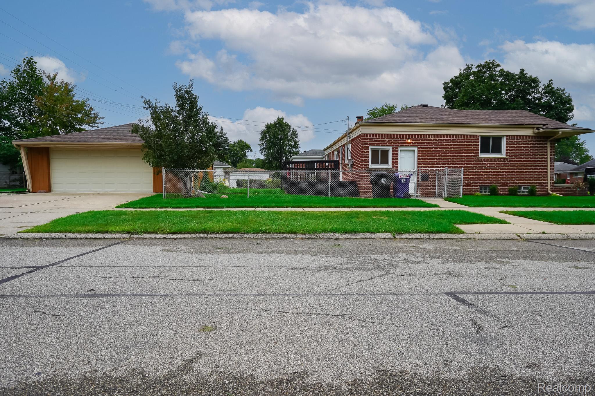 12890 Hemingway