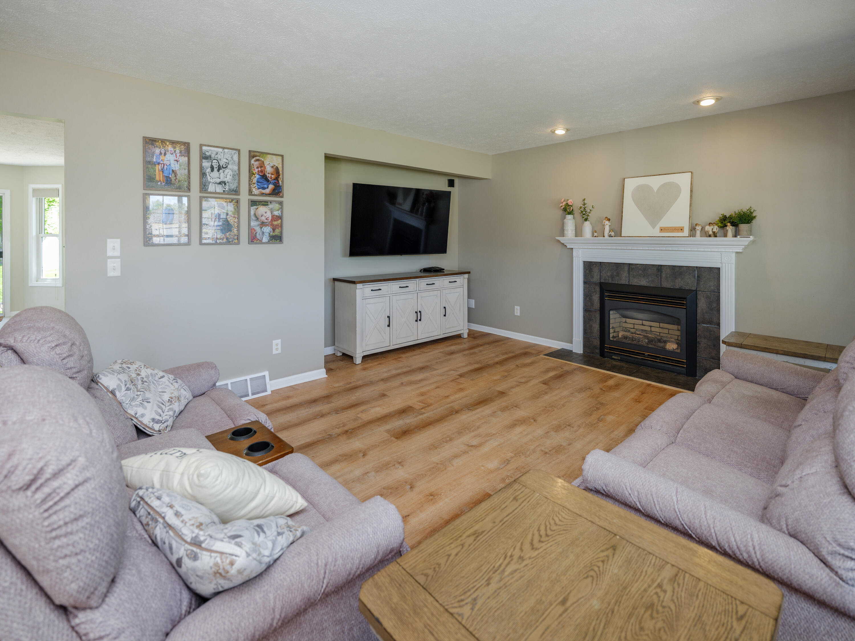 48485 Meadow Oak Trail