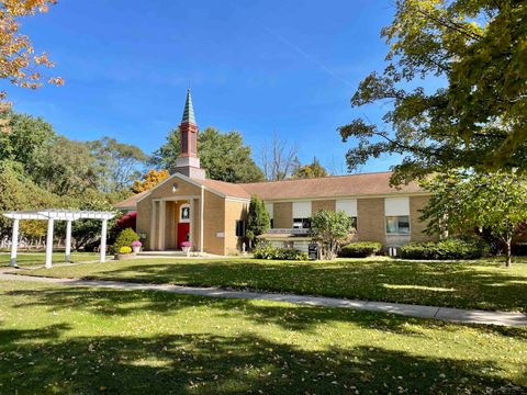 3736 Mackinaw Road Saginaw City MI 48602