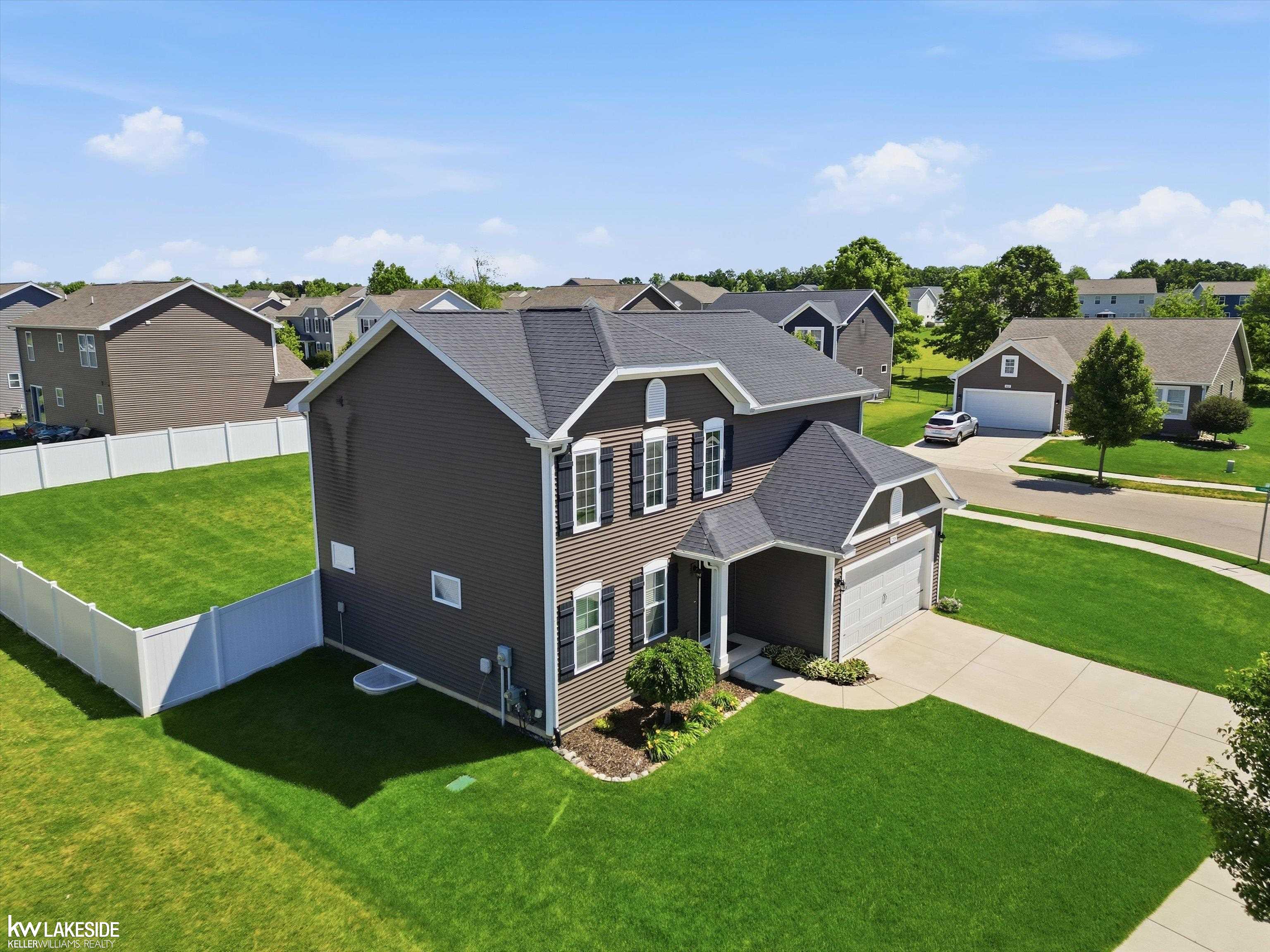 3208 Hill Hollow Lane