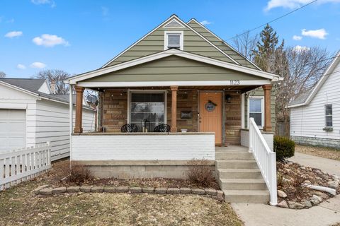 Photo of 1123 Atlantic Street NW, Grand Rapids City, MI 49504 (MLS # 65026008182)