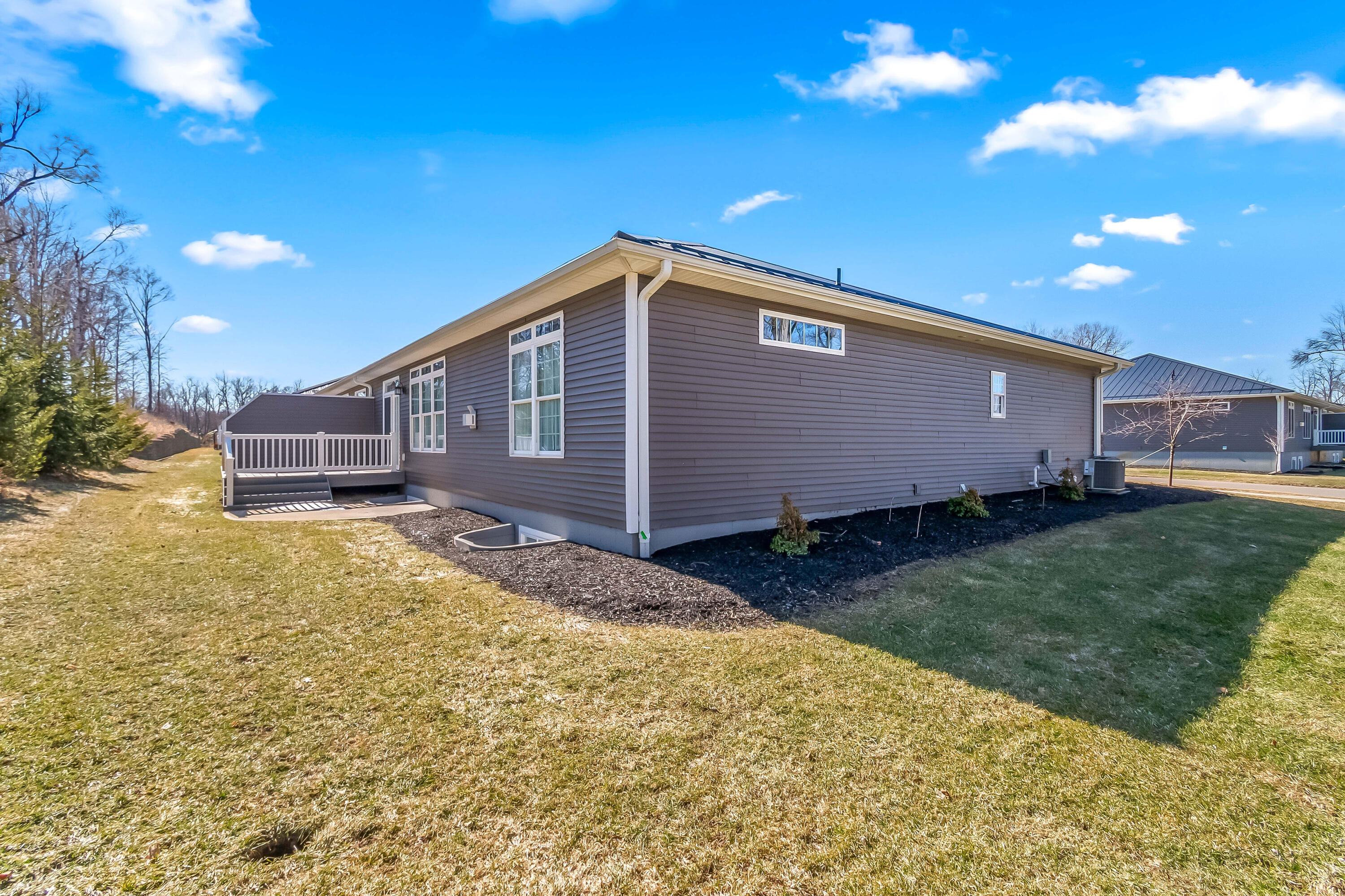 25 Hillsdale Commons Drive