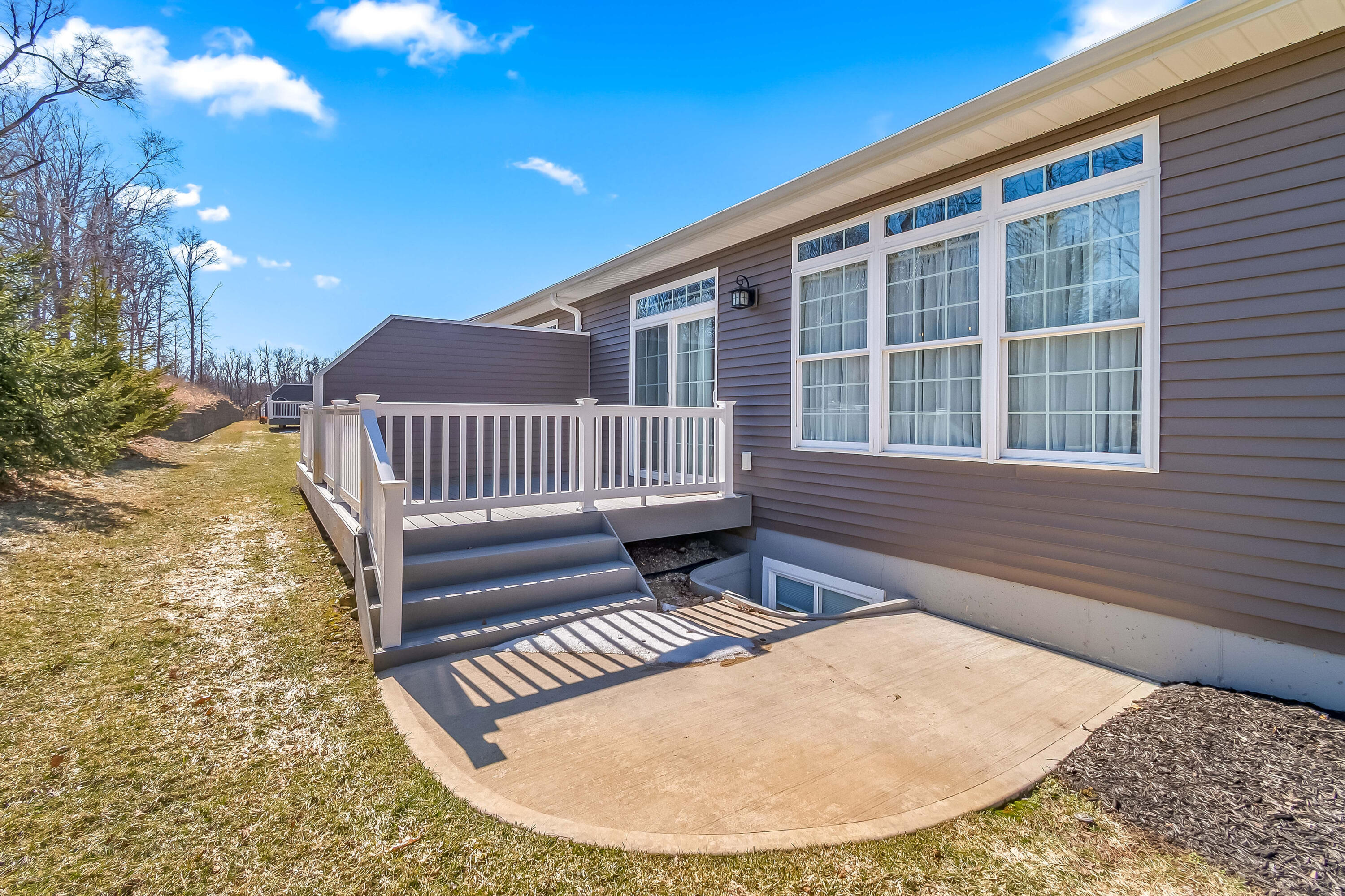 25 Hillsdale Commons Drive