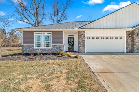 25 Hillsdale Commons Drive Hillsdale City MI 49242
