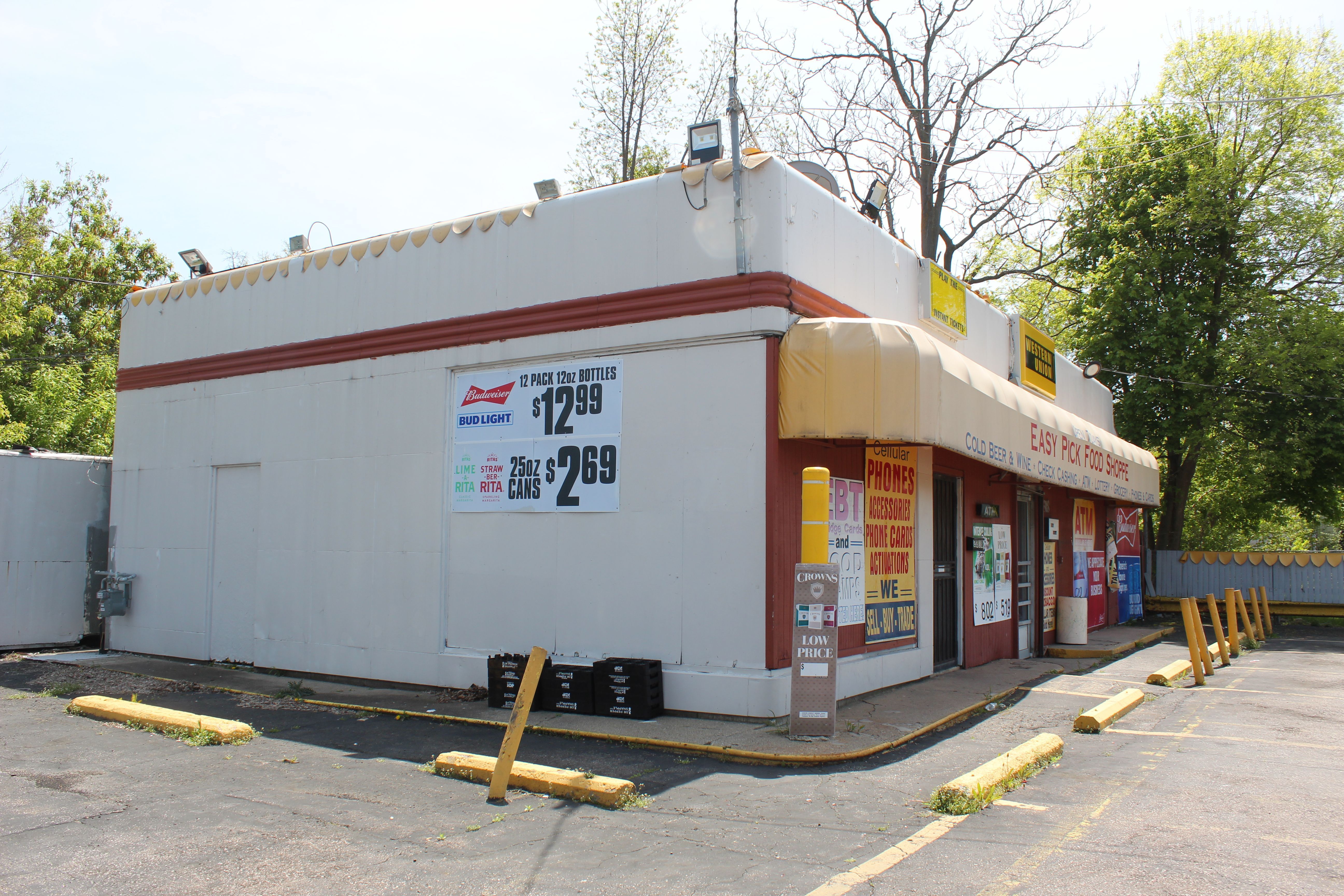 2318 LEWIS Street