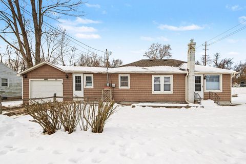 228 Ermine Avenue Comstock Charter Township MI 49048