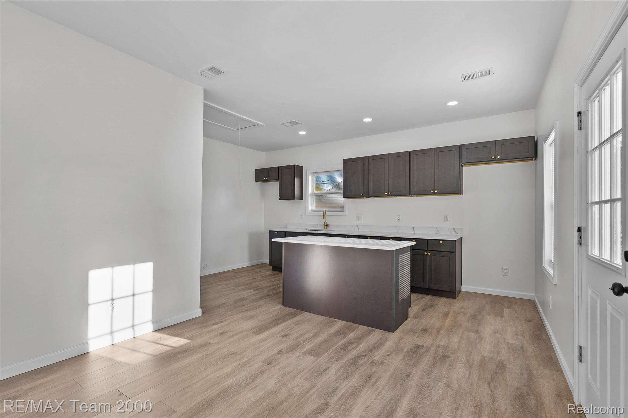 3041 Goodrich Street