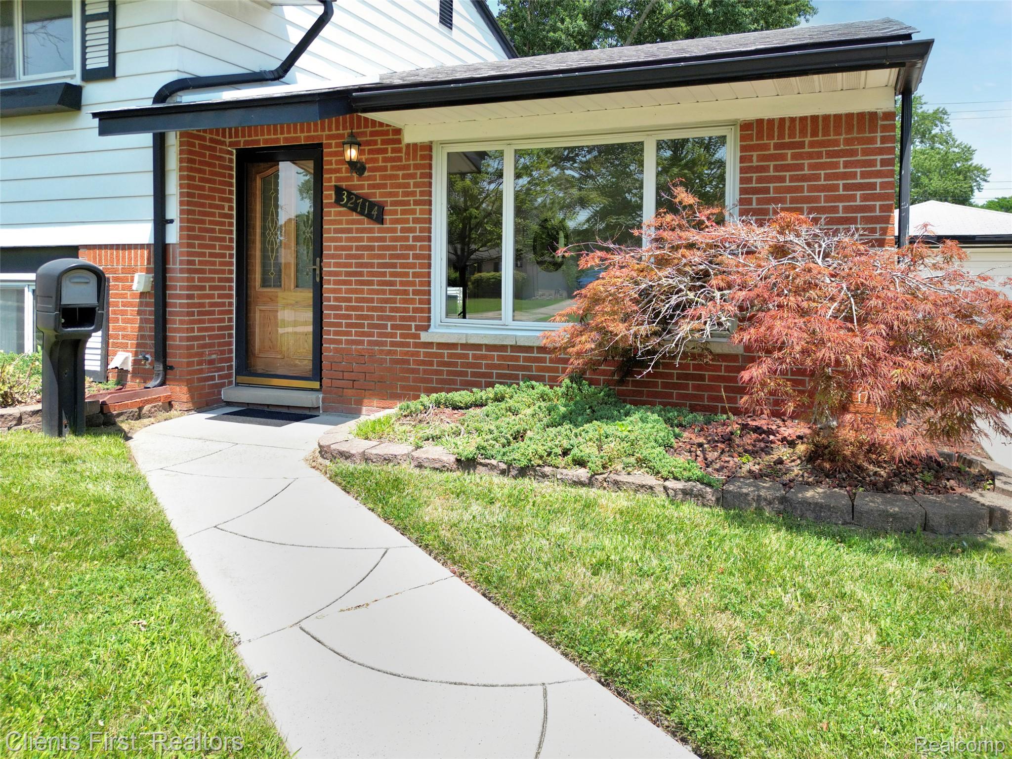 32714 Cowan Road