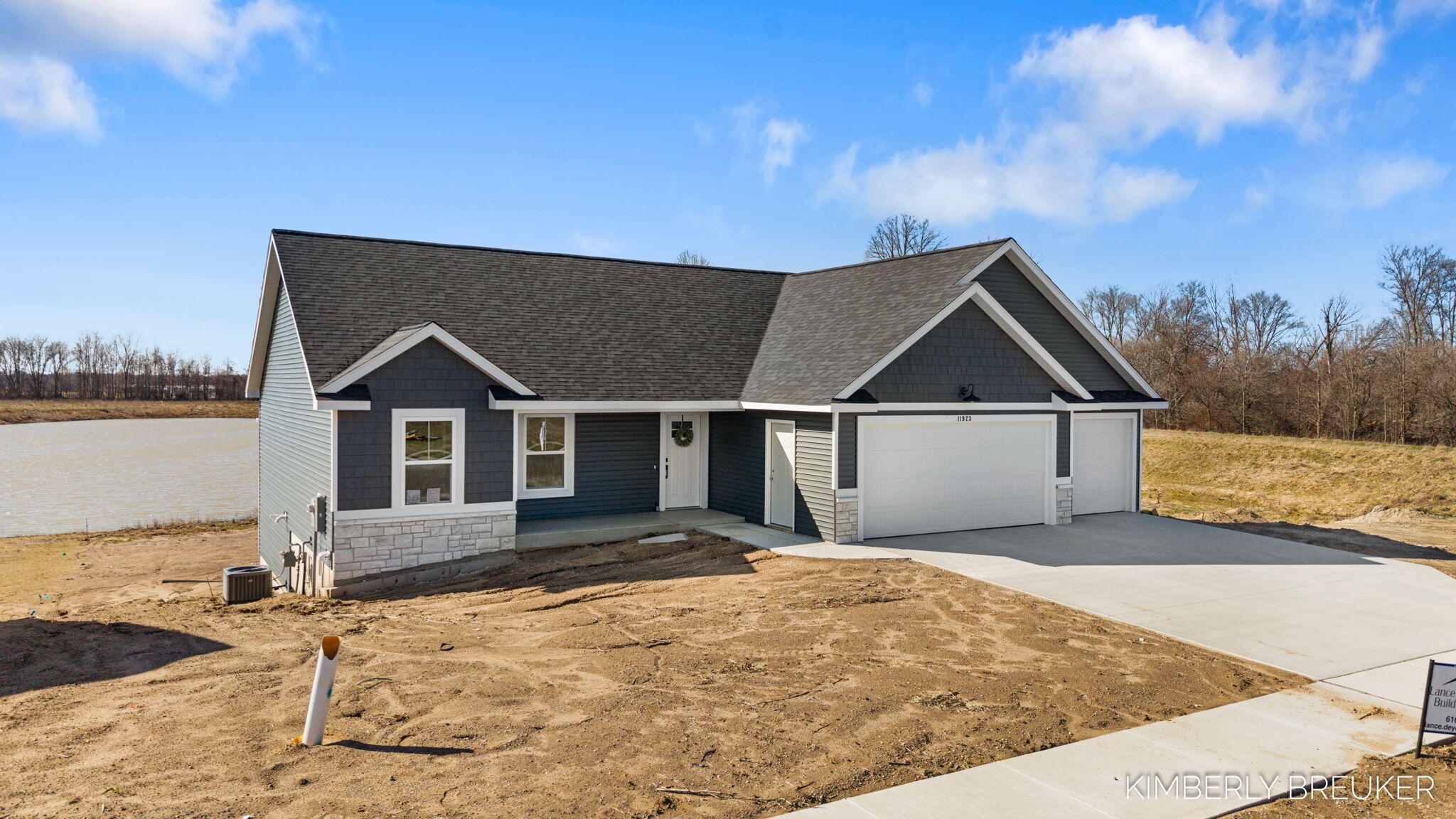 11923 Everett Avenue