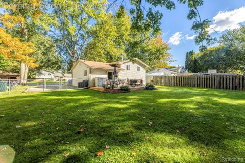 Tiny photo for 277 Manor Park Drive, East China Township, MI 48054 (MLS # 20261085251)