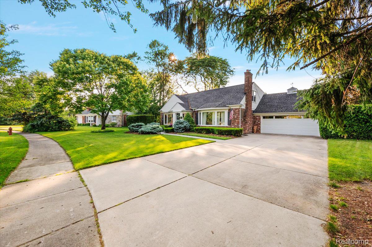 32055 Beverly Court