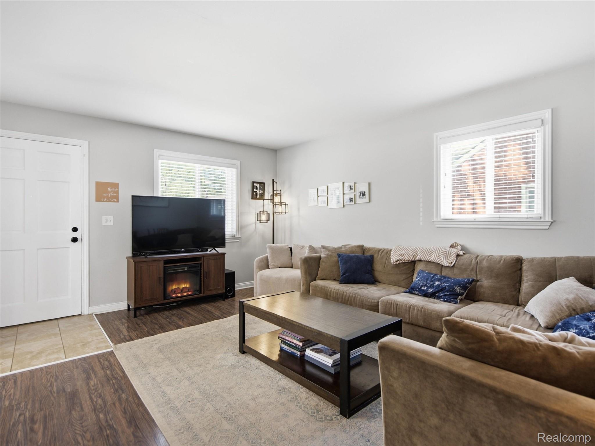 2226 Kipling Avenue
