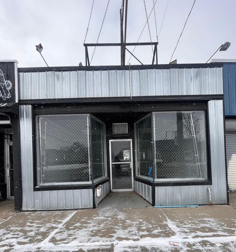 3612 FENTON Road Flint City MI 48507