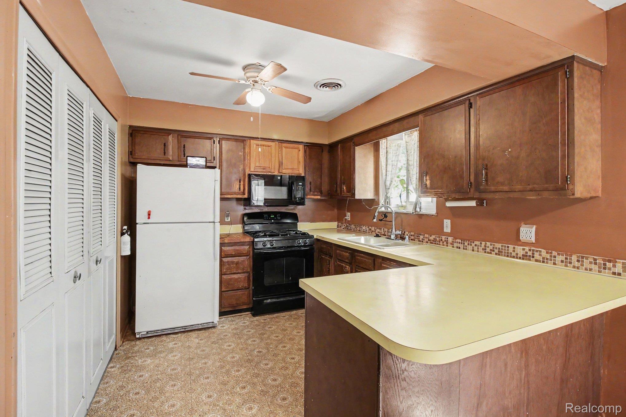 1578 McAlpine Drive