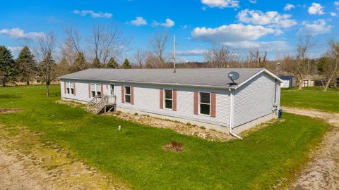 252 W Lincoln Street Reading City MI 49274