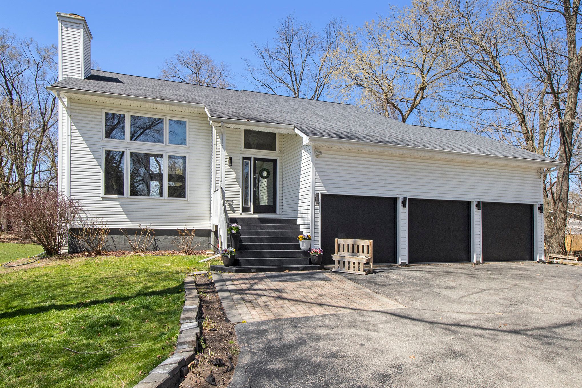 2839 DAVISTA Drive