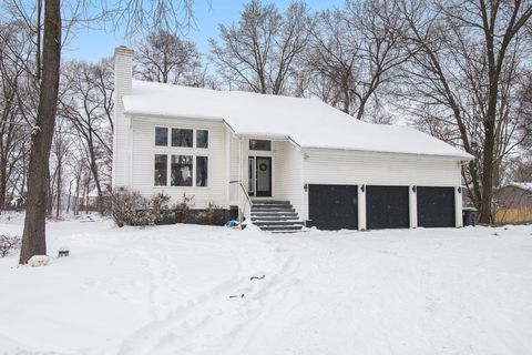 2839 DAVISTA Drive Highland Charter Township Oakland MI 48356