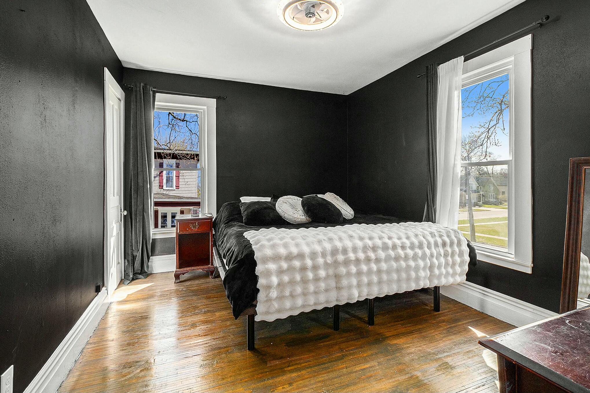 Battle Creek City Calhoun, Michigan 49017, United States, 3 Bedrooms Bedrooms, ,2 BathroomsBathrooms,Residential,Pending,108879