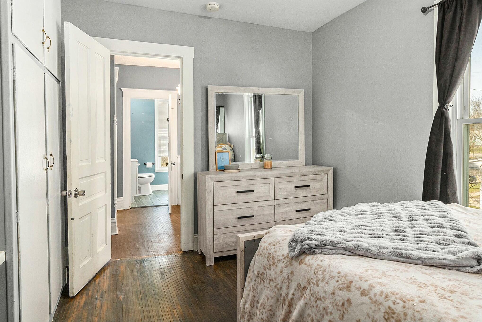 Battle Creek City Calhoun, Michigan 49017, United States, 3 Bedrooms Bedrooms, ,2 BathroomsBathrooms,Residential,Pending,108879